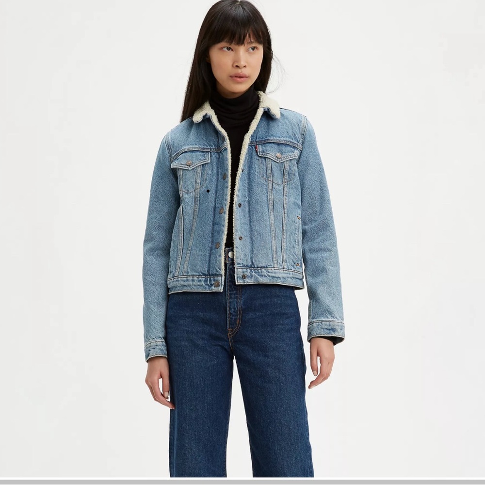 Levi’s trucker jacket